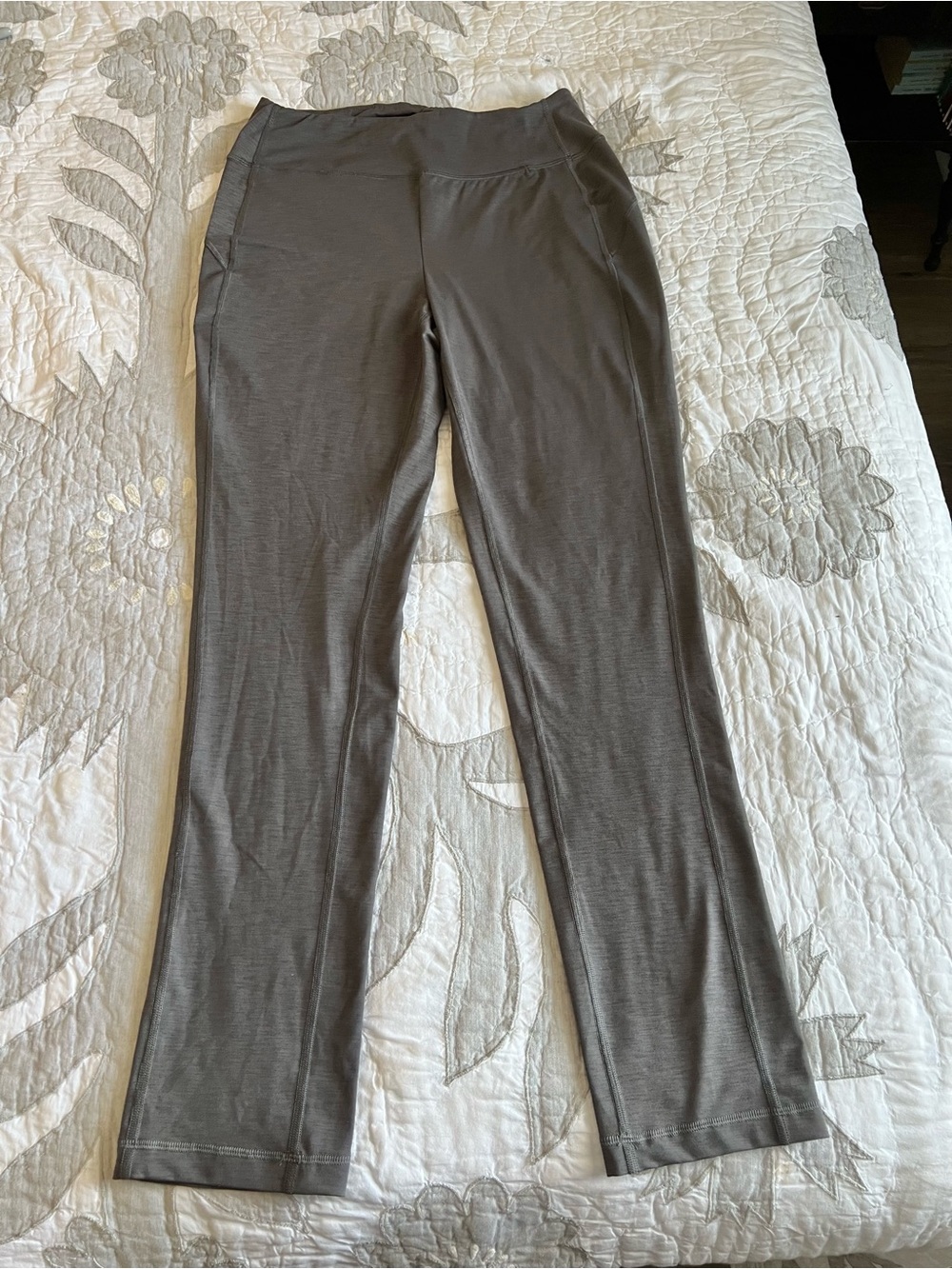 Duluth Trading Co. Women’s NoGA Classic Slim Leg Pants 15770 Gray Size S X 31